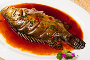 中国の正月料理の魚